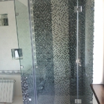 Glass shower cubicles